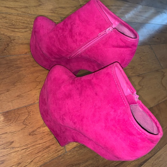 Pink platform bootie - Picture 1 of 4